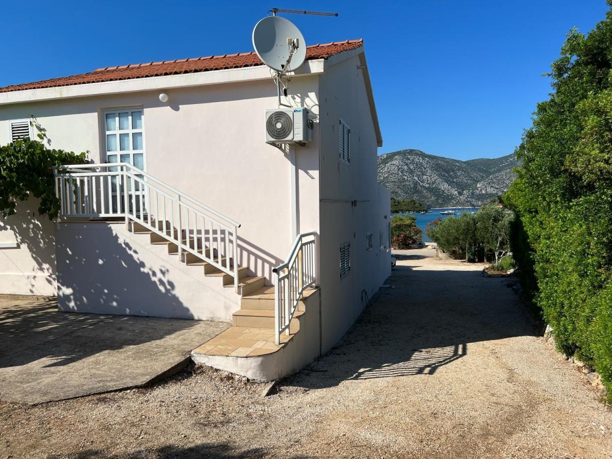 Apartmani Tonko Racisce Exterior photo